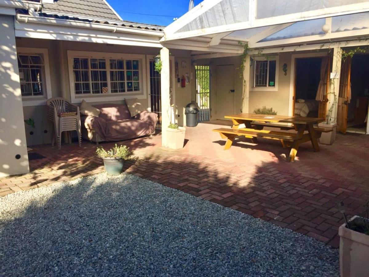 Jembjo'S Knysna Lodge & Backpackers Dış mekan fotoğraf
