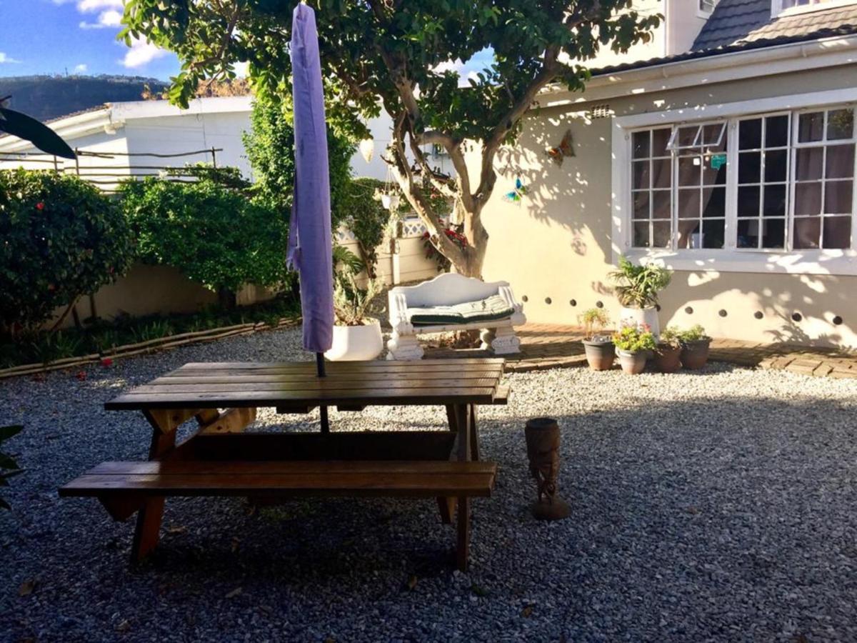 Jembjo'S Knysna Lodge & Backpackers Dış mekan fotoğraf