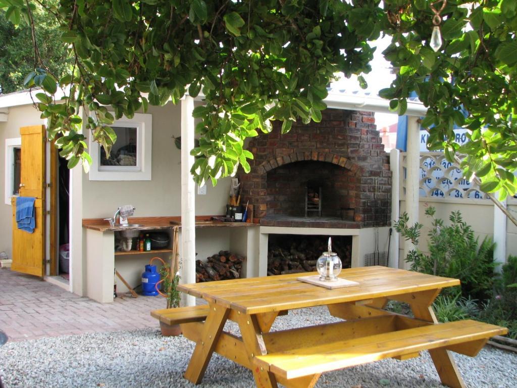 Jembjo'S Knysna Lodge & Backpackers Dış mekan fotoğraf