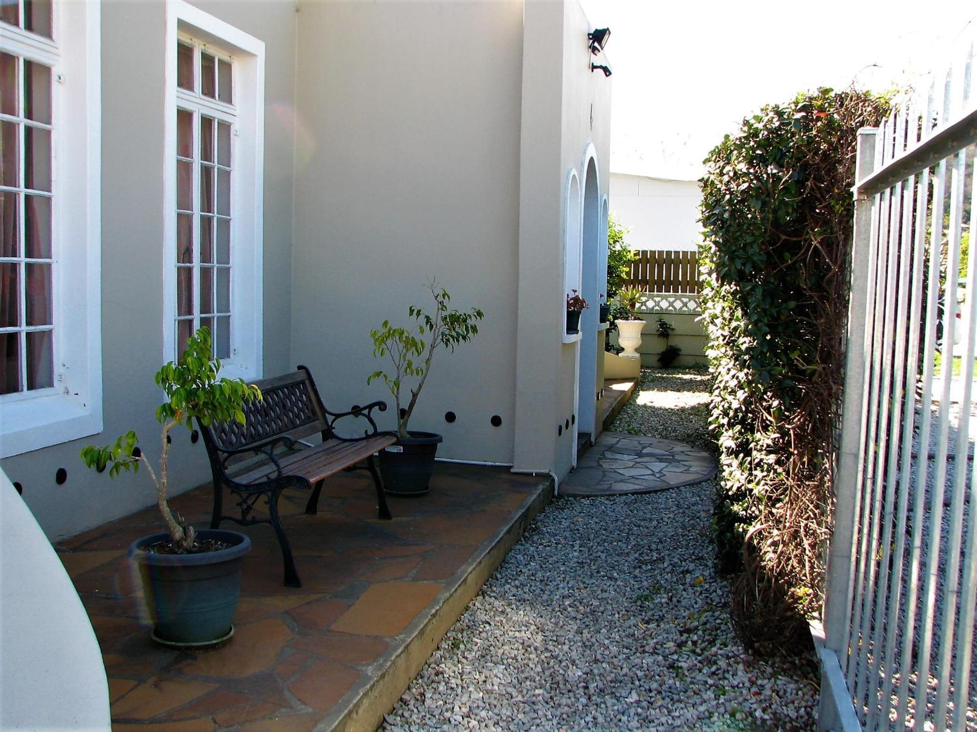 Jembjo'S Knysna Lodge & Backpackers Dış mekan fotoğraf