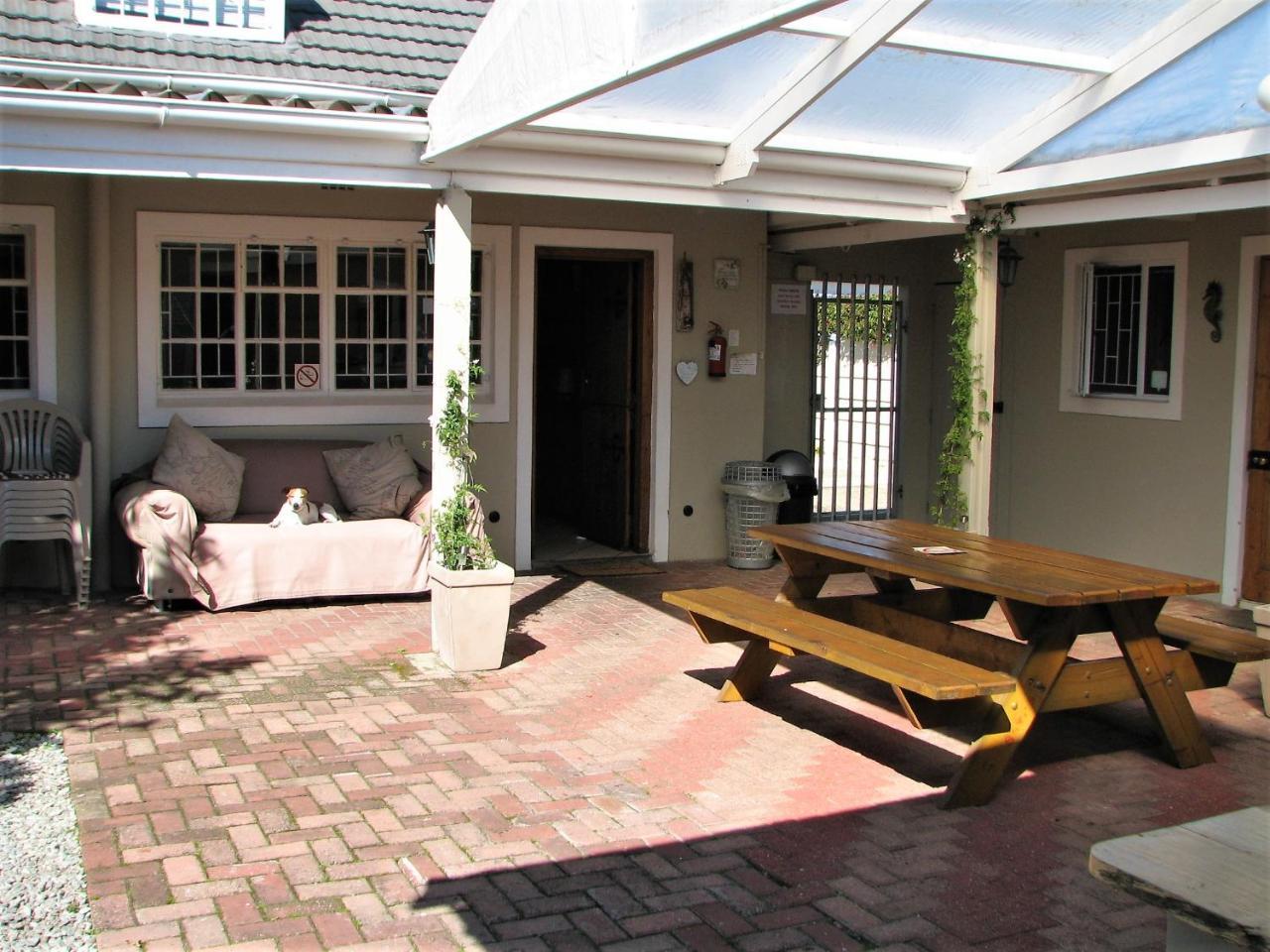 Jembjo'S Knysna Lodge & Backpackers Dış mekan fotoğraf